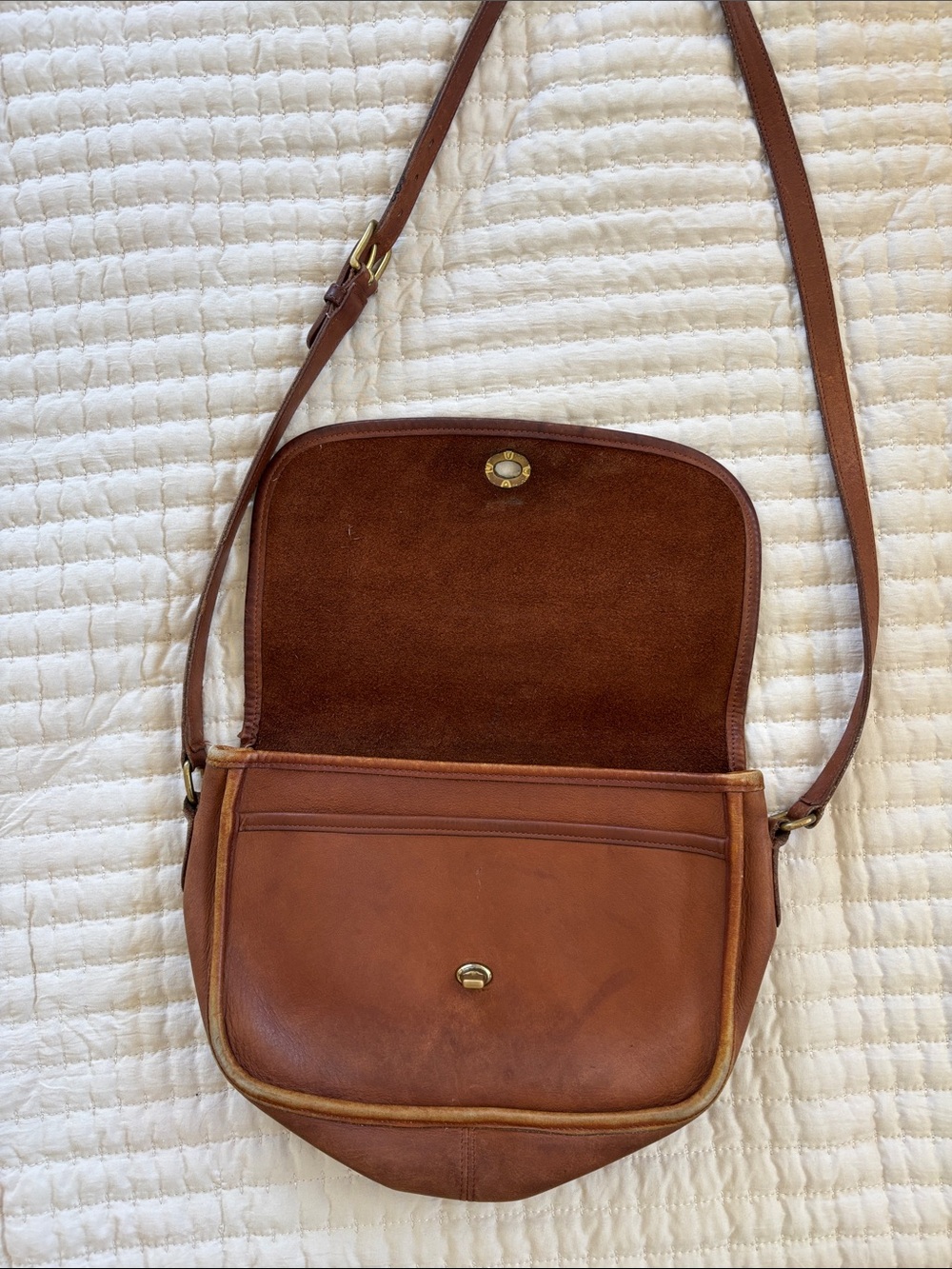 Vintage Coach Brown Leather Saddle Crossbody Bag - Picture 8 of 9